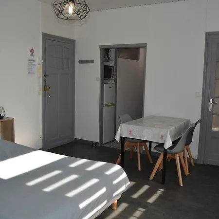 Apartment N°3 Boston Conciergerie Leroy *